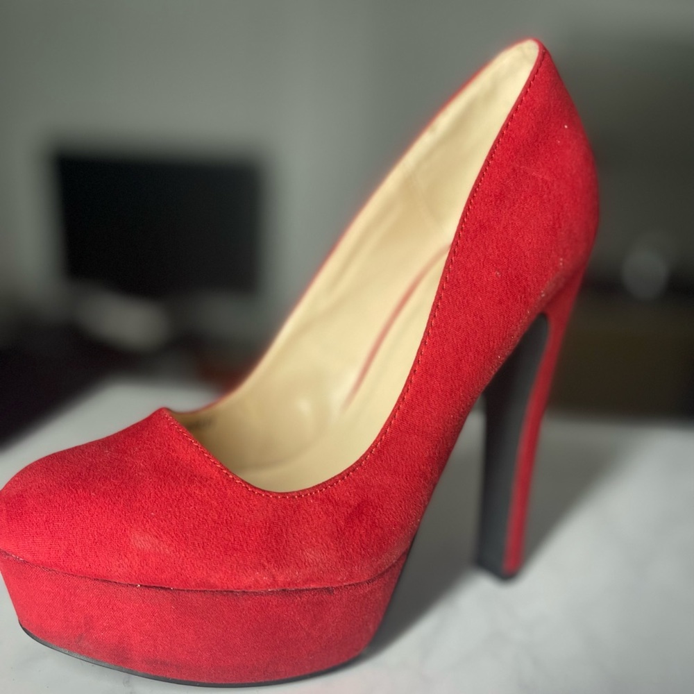 Red stilettos size 6